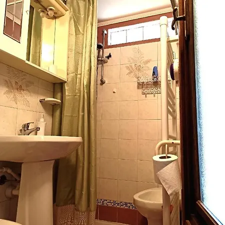 La Casa Di Pietro E Maddalena